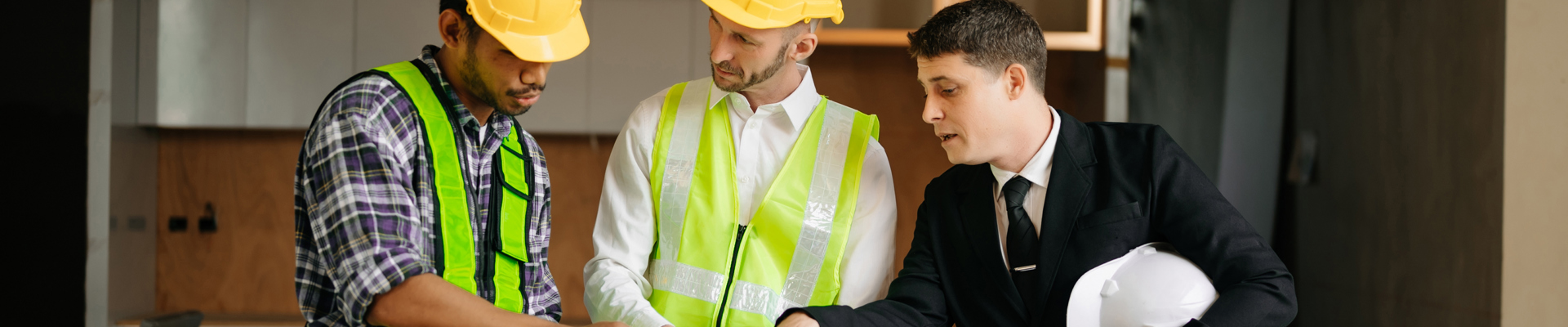 Engineers Are Discussing Data Working And Laptop O 2024 11 01 18 29 34 Utc